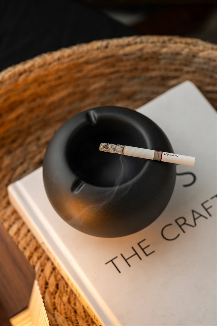 セラミック製 灰皿 ブラック