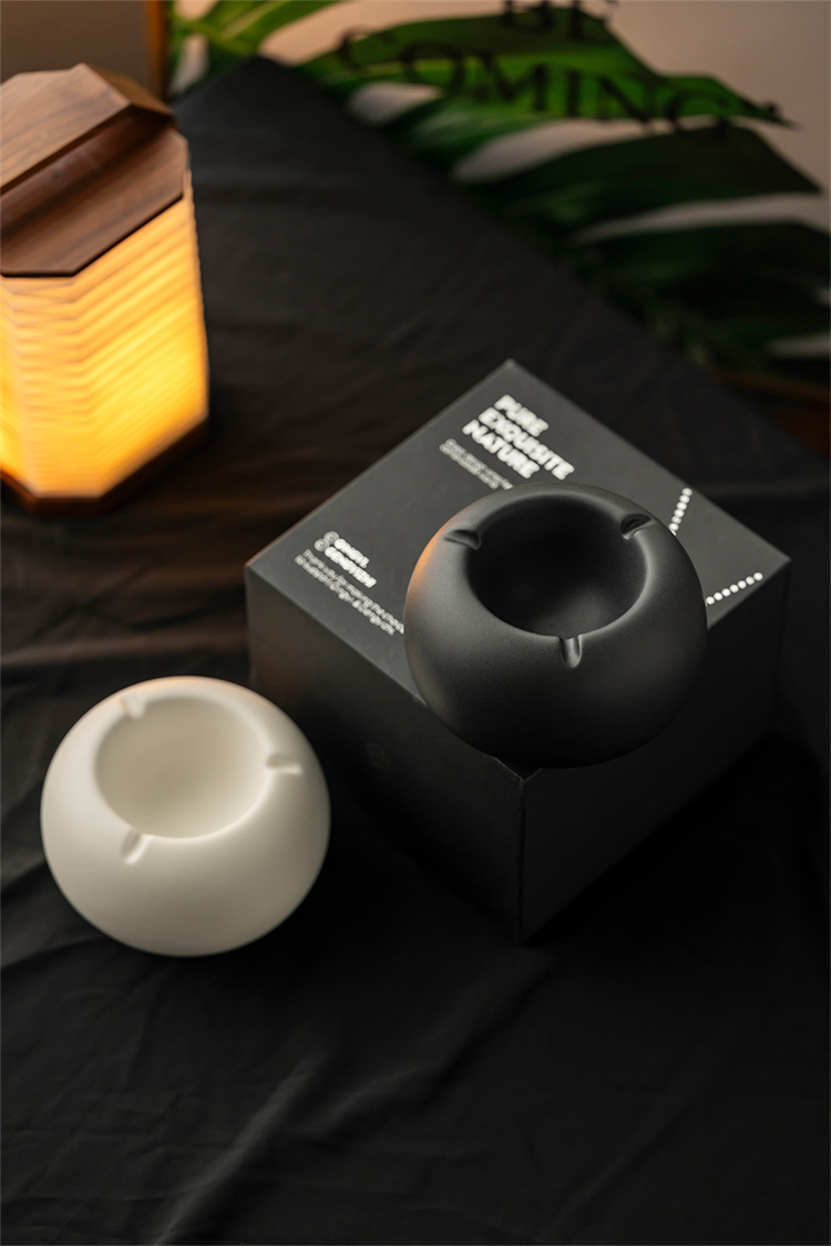 セラミック製 灰皿 ホワイト